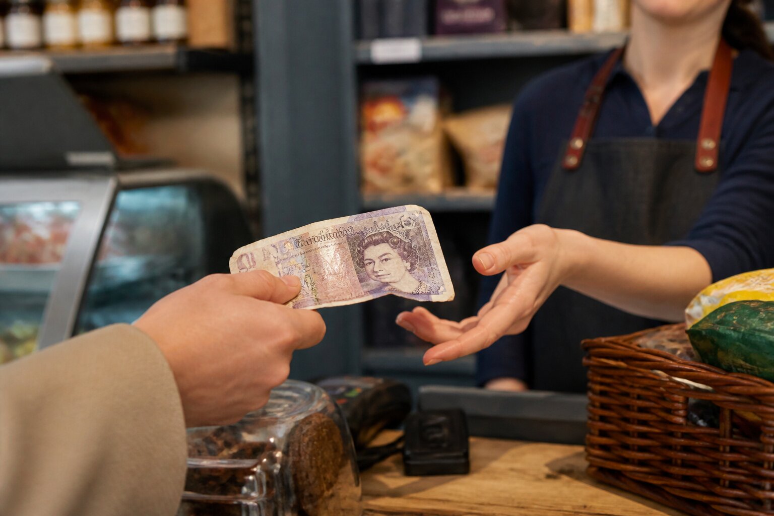 Do Shops Accept Ripped Notes in UK? Damaged Banknote Guide